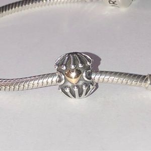 Pandora 14k Love and Hugs Heart Charm S925 Ale